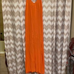 Old Navy maxi dress in coral sz L